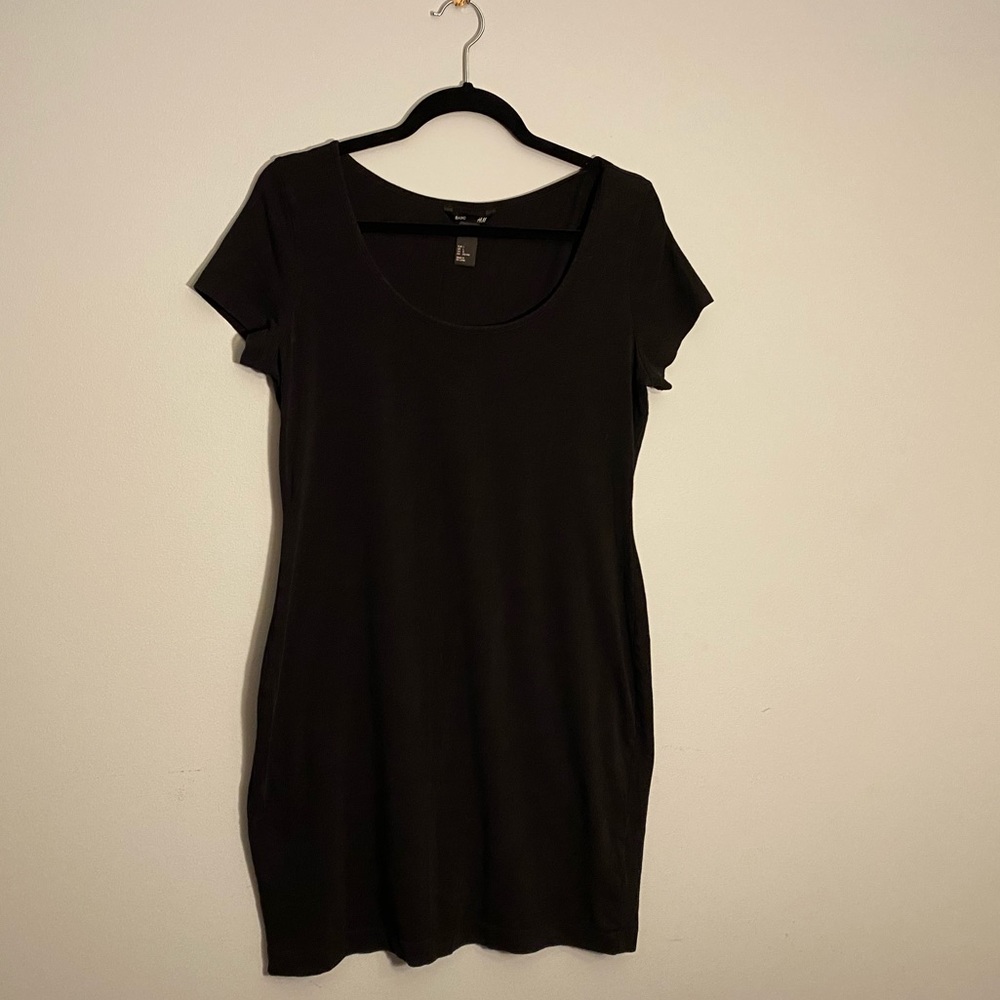 H&M black tunic top
